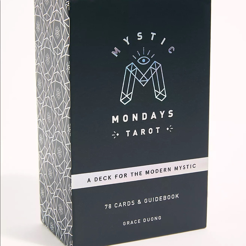 MYSTIC MONDAYS TAROT